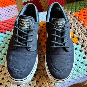 Nike SB Zoom OG Janoski Size 6 mens, women’s 7.5